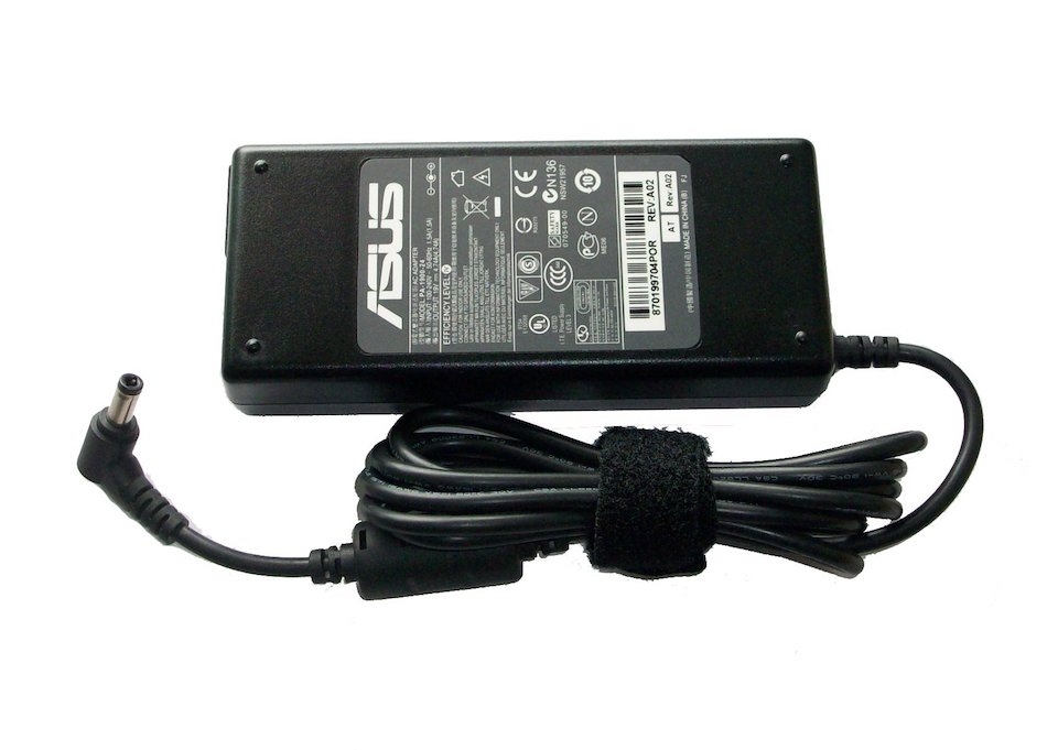 Laptop không sạc được pin do dây sạc bị hư.