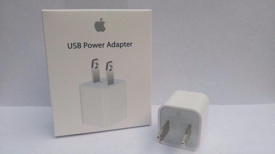 Những cách xử lý iPhone không nhận sạc Kiểm tra củ sạc.