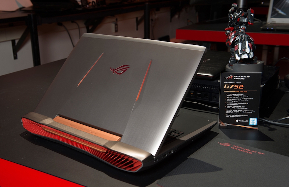 Laptop chơi game Asus ROG G752.