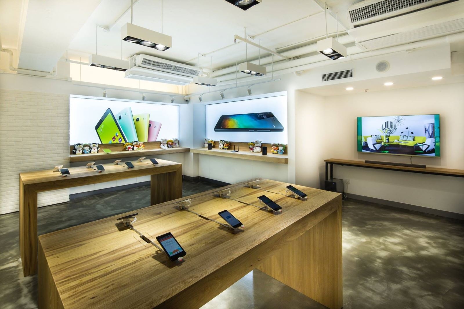 Vượt qua Huawei, Oppo, Xiaomi lập kỷ lục bán hàng mới Xiaomi đang mở rộng thị trường bằng cách ra mắt các cửa hàng bán lẻ Mi Home