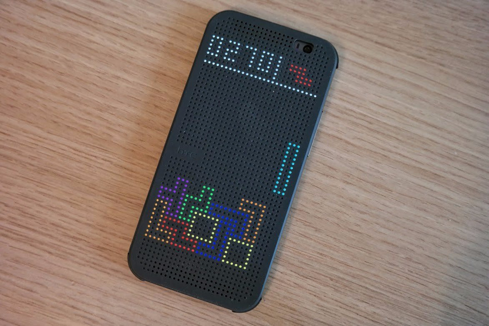HTC Dot View cover