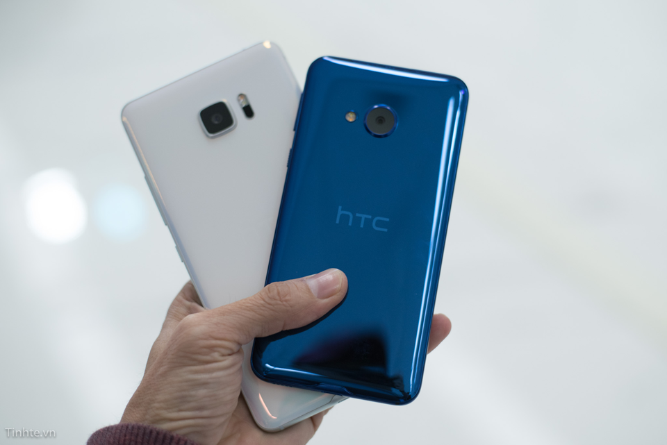 Đánh giá nhanh HTC U Play mới vừa ra mắt Kiểu thiết kế Liquid Design mới