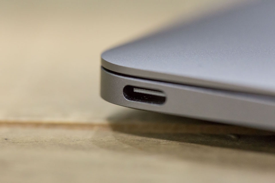USB-C trên Macbook