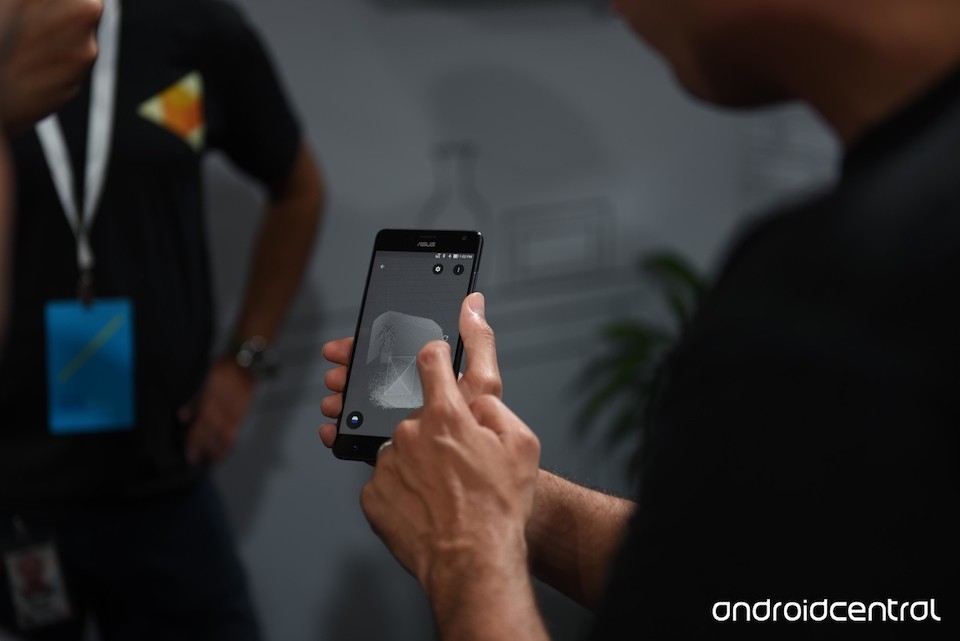 Trình diễn mô phỏng hình ảnh 3 chiều với Asus ZenFone AR