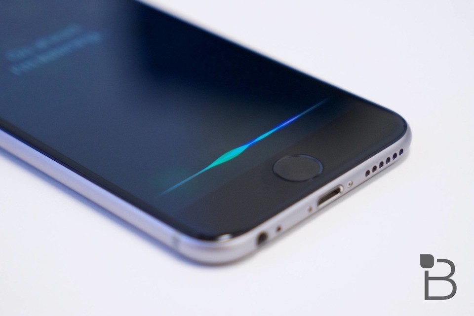 Những điểm khác biệt của Google Assistant so với Siri Để khởi động Siri, bạn chỉ việc nhấn giữ nút Home