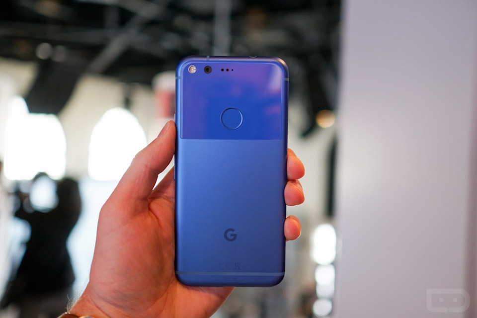 Trợ lý ảo Google Assistant trên Google Pixel