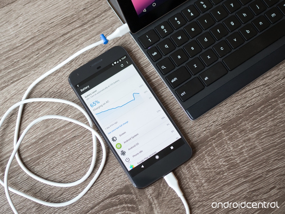 Pixel XL có viên pin 3450 mAh