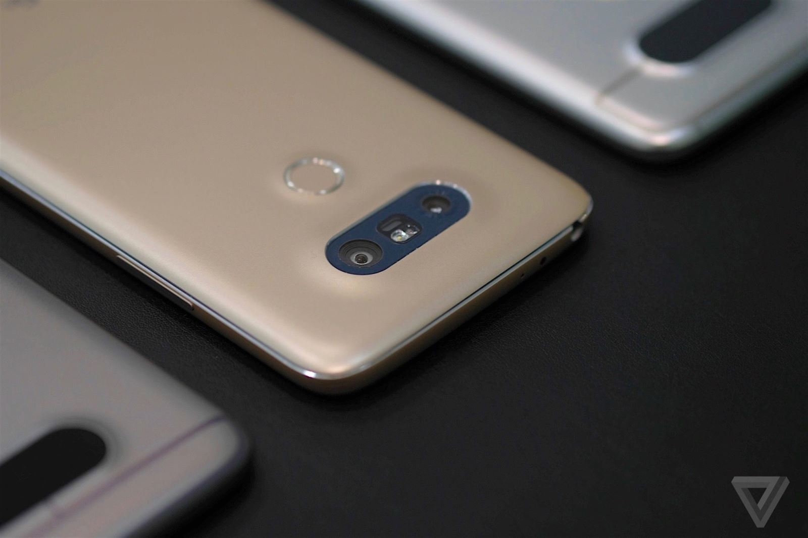 Sony Xperia XZ với LG G5: Đâu là sự lựa chọn tốt nhất dành cho bạn? LG G5 cũng có chất lượng camera không kém phần ấn tượng so với Sony Xperia XZ