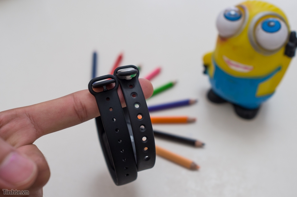 So sánh Mi Band 1 và Mi Band 2
