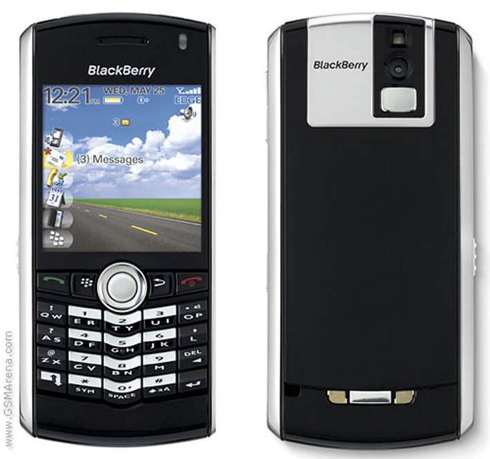 Nhìn lại 12 chiếc điện thoại làm nên tên tuổi của BlackBerry 5