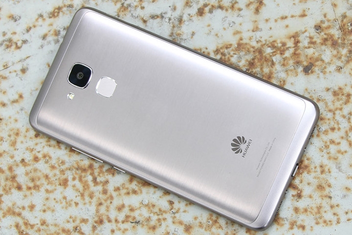 Nhìn lại 5 smartphone nổi bật vừa ra mắt trong thời gian qua 986