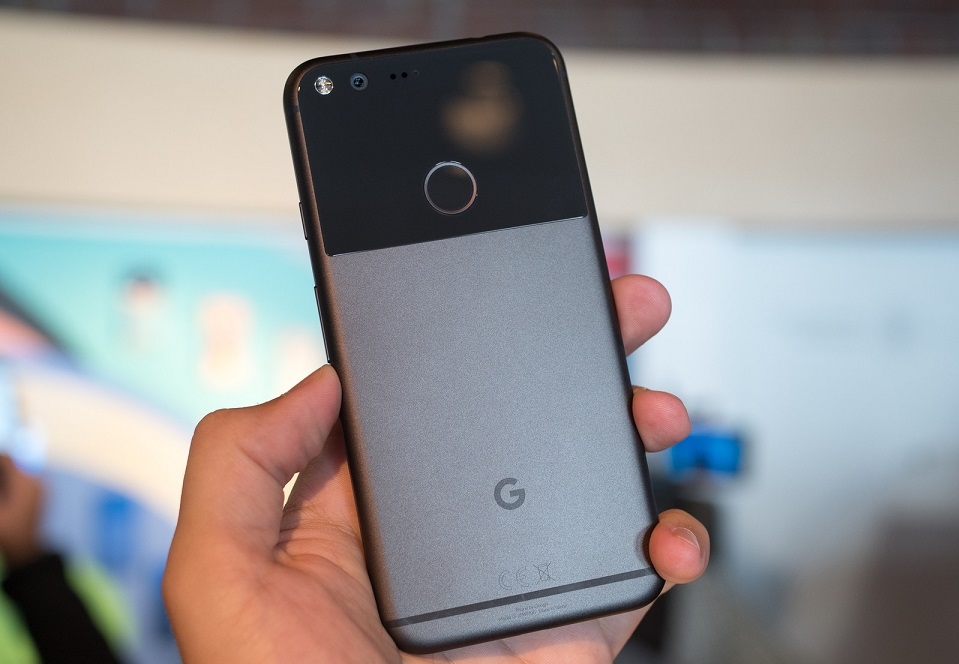 Trên tay Google Pixel và Google Pixel XL