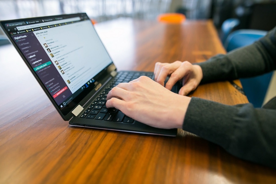Top 10 sản phẩm laptop tốt nhất 2017! (Ảnh 2) Top 10 sản phẩm laptop tốt nhất 2017! (Ảnh 2)