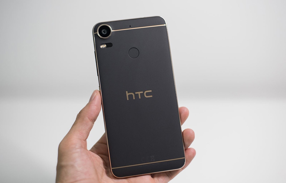 https://cdn2.fptshop.com.vn/unsafe/Uploads/images/2015/Tin-Tuc/PSPVu/Th%C3%A1ng%201/Top-smartphone-HTC-dang-mua-dip-gan-tet-6.jpg