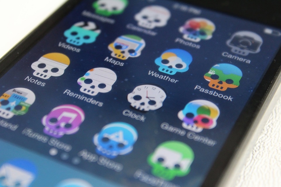Trang trí iPhone của mình theo phong cách Giáng Sinh (Ảnh 4)