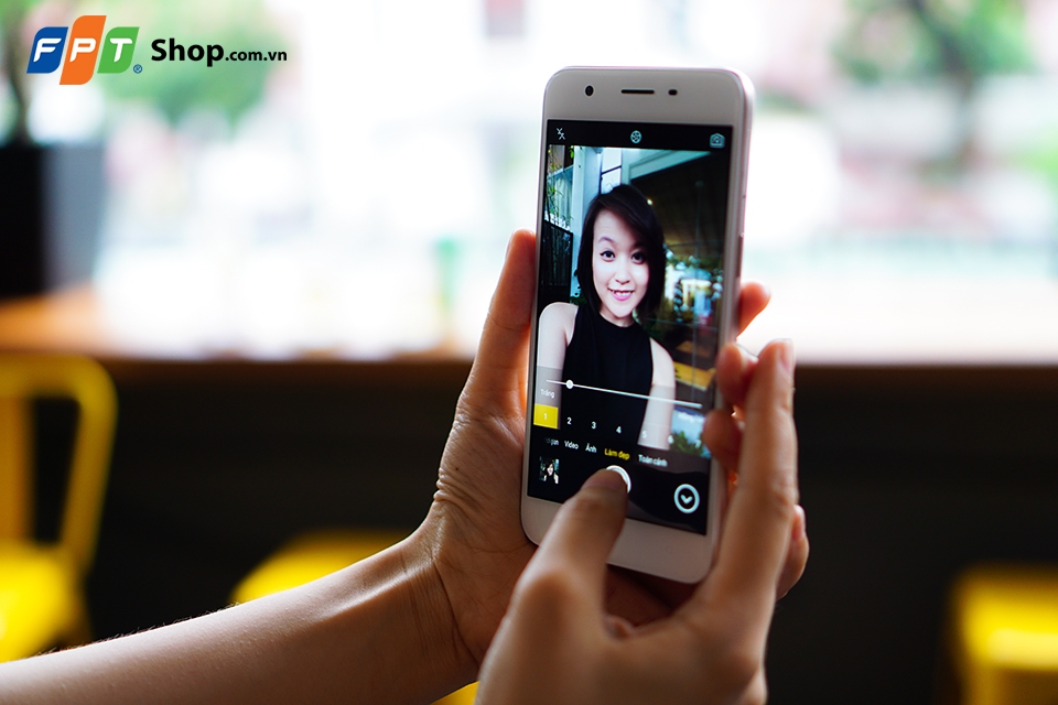 OPPO A39 và Galaxy J5 Prime: OPPO vượt trội Samsung ?