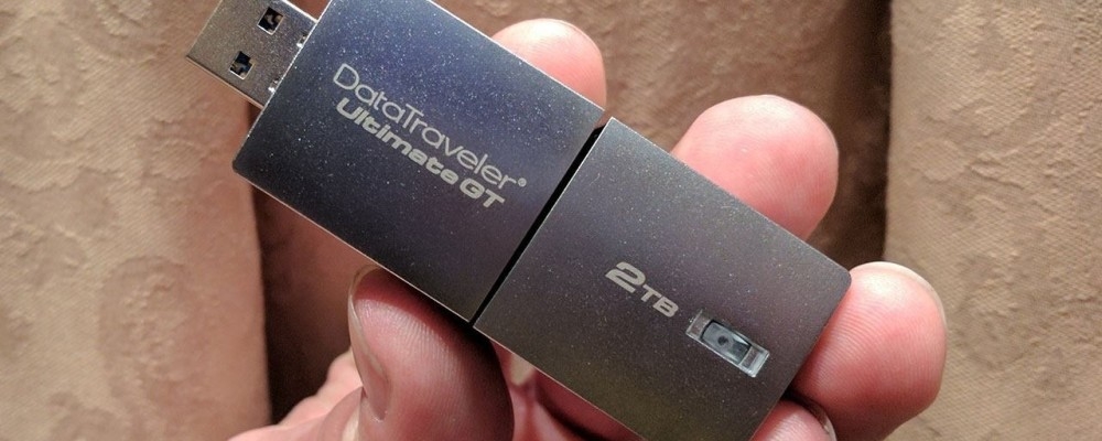 CES 2017: USB 2TB đầu tiên trên thế giới. CES 2017: USB 2TB đầu tiên trên thế giới.