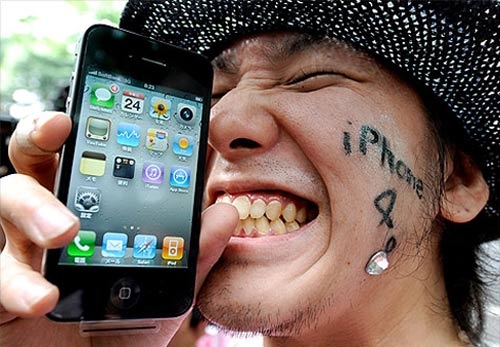 Người dùng iPhone hay bày tỏ cảm xúc và nói dối nhiều Người dùng iPhone hay bày tỏ cảm xúc và nói dối nhiều