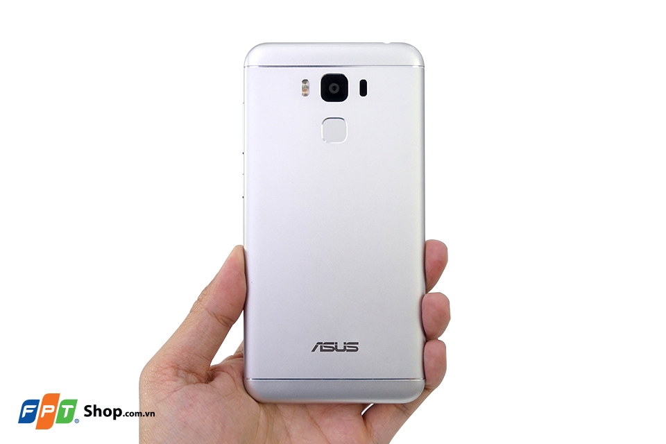Cận cảnh Zenfone 3 Max 5.5 inch Cận cảnh Zenfone 3 Max 5.5 inch