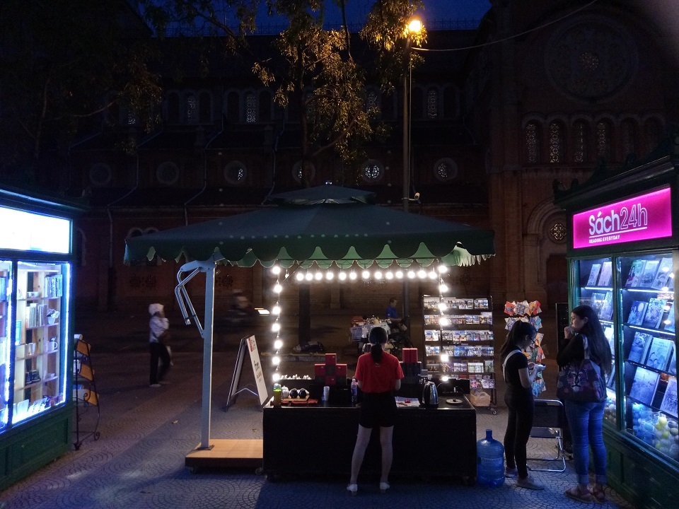 Ảnh chụp đêm Auto