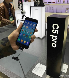 Galaxy C5 Pro mặt trước