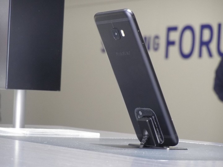 Galaxy C5 Pro lộ diện tại Samsung Forum 2017 tại Trung Quốc