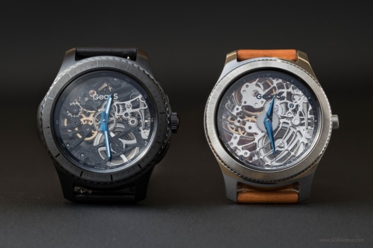 Gear S3 phong cách đồng hồ cơ