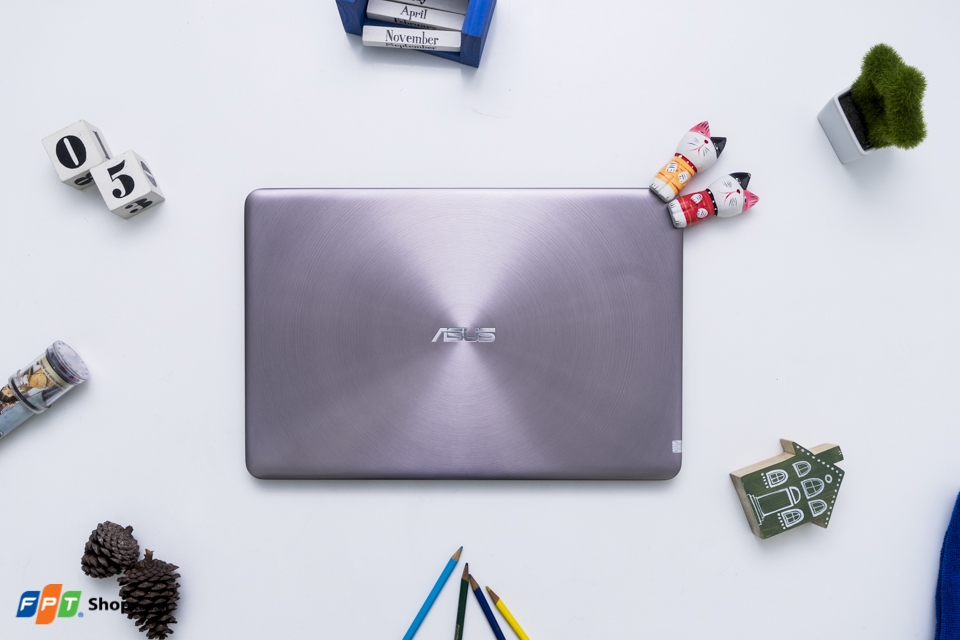 Thiết kế Asus UX510UW
