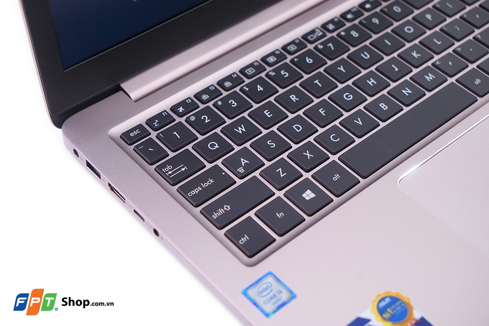 Đánh giá Asus UX310UA (12) Bàn phím