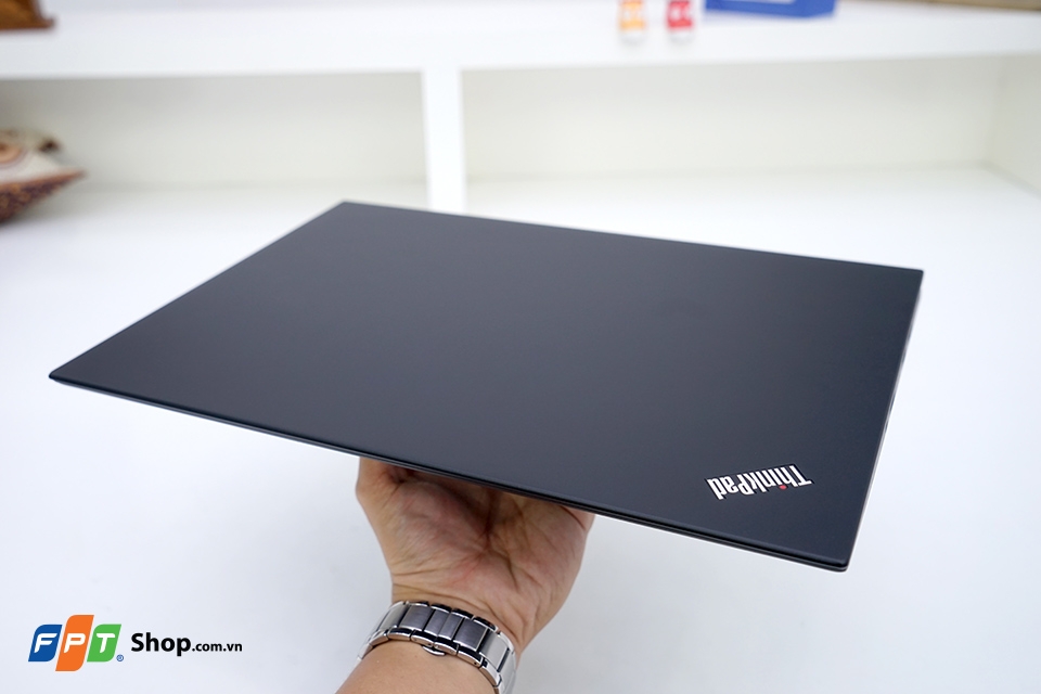 Ảnh nền bài viết ThinkPad X1-Carbon