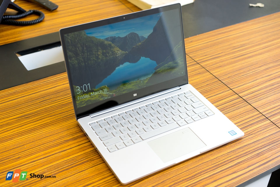 Xiaomi Mi NoteBook Air 13