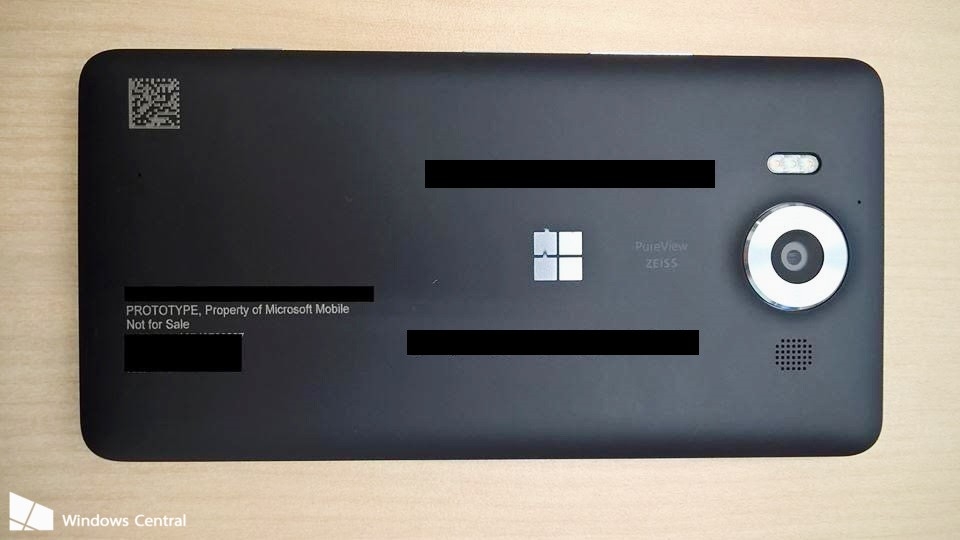 mặt sau Lumia 950