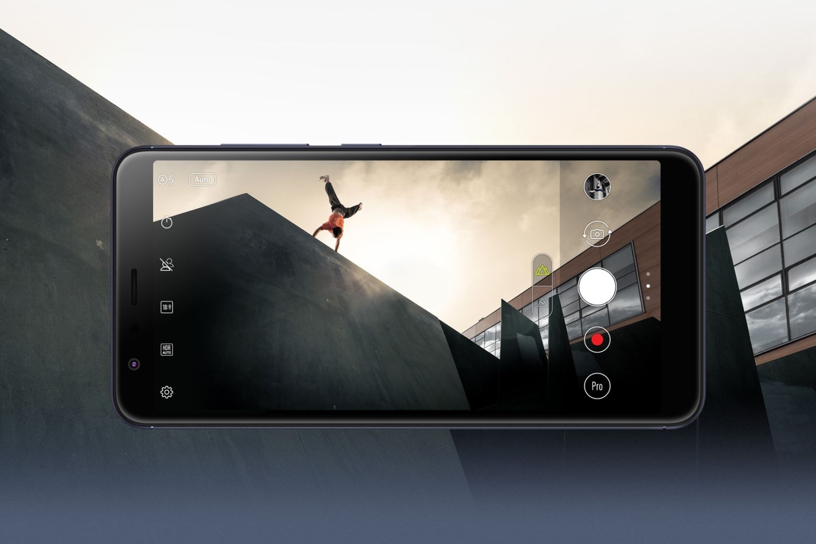 Asus ZenFone Max Plus