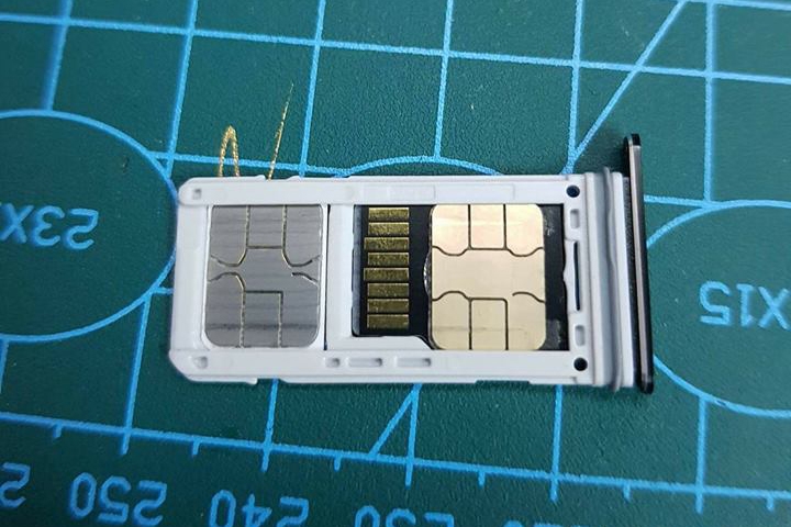 2 SIM 1 thẻ nhớ Samsung Galaxy S8