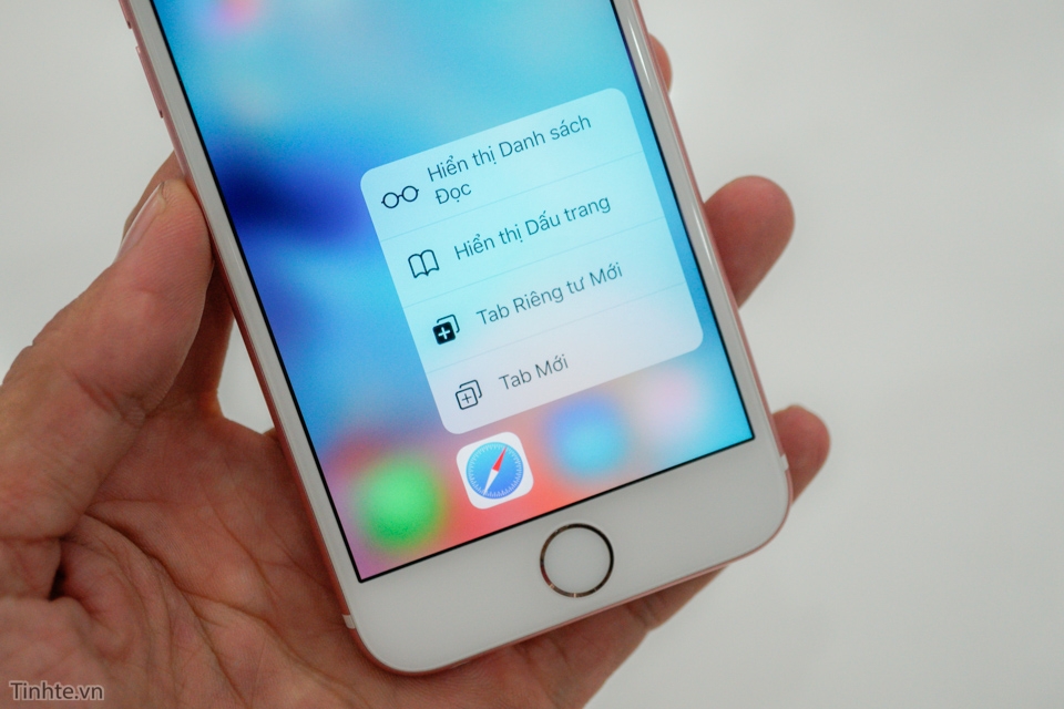tren tay iPhone 6s và iPhone 6s Plus