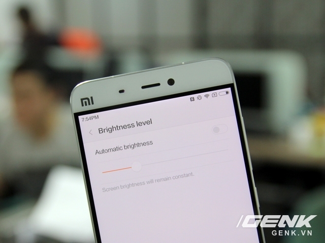 man hinh Xiaomi Mi 5