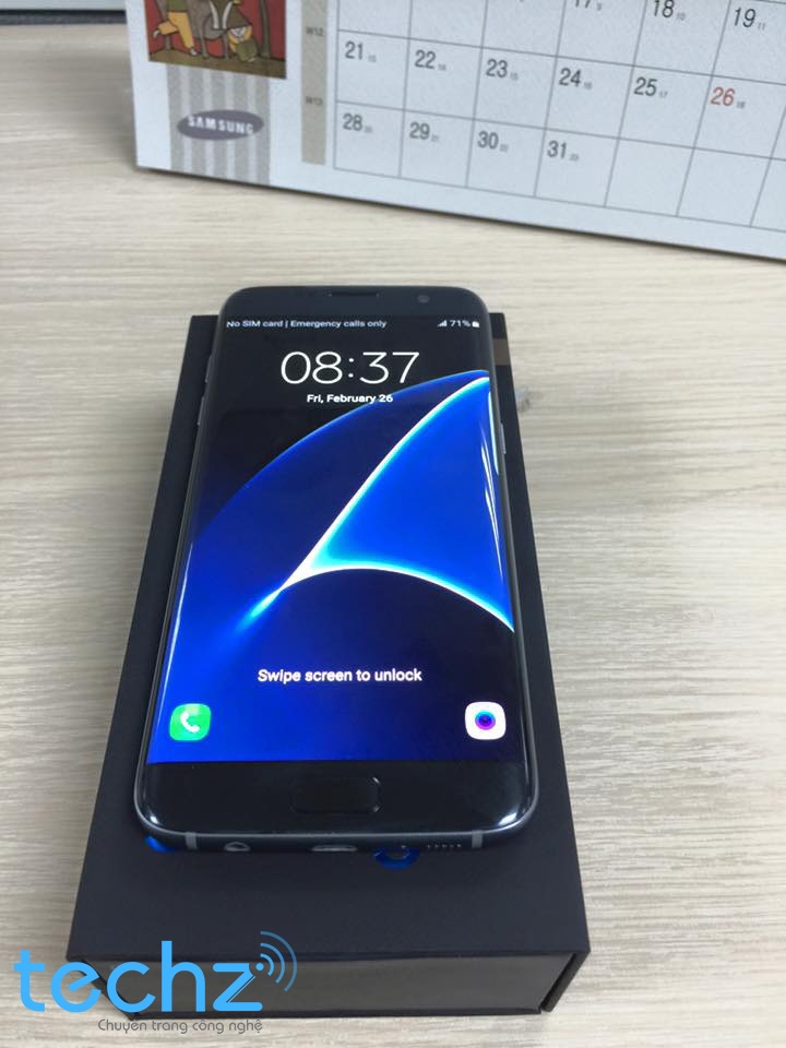 mo hop Samsung Galaxy S7 Edge