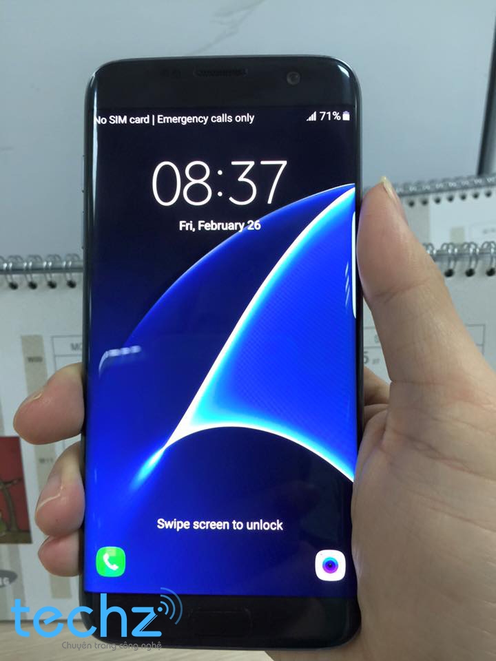 mo hop Samsung Galaxy S7 Edge