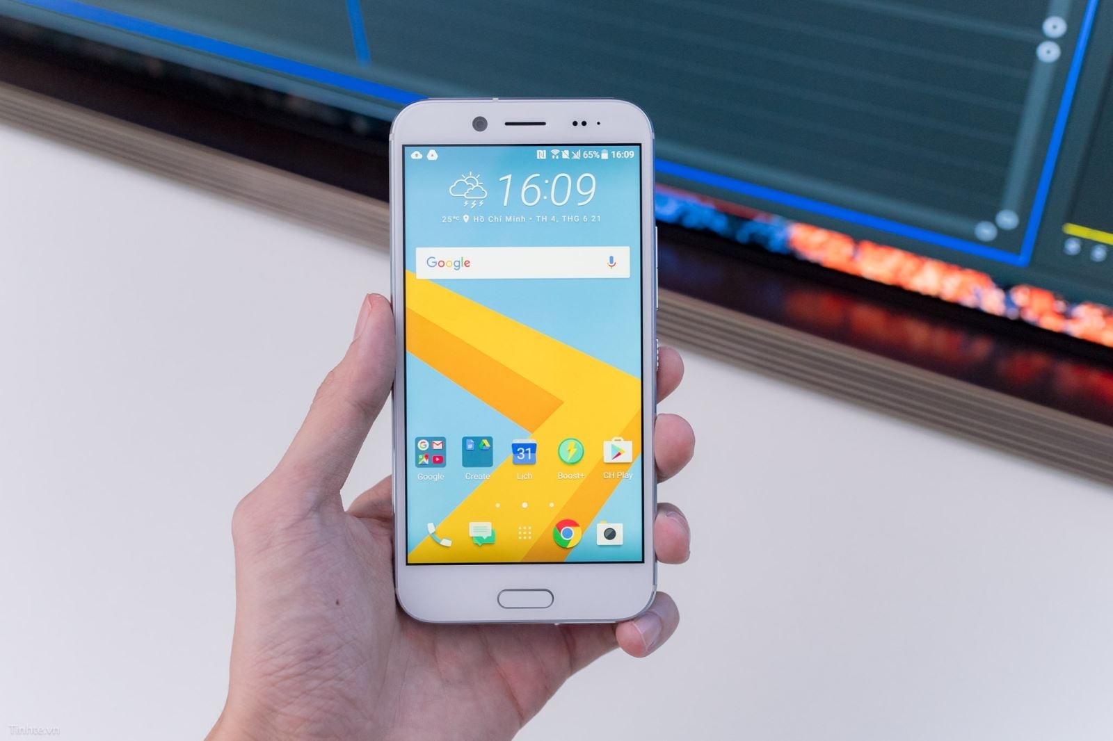 trên tay HTC 10 evo