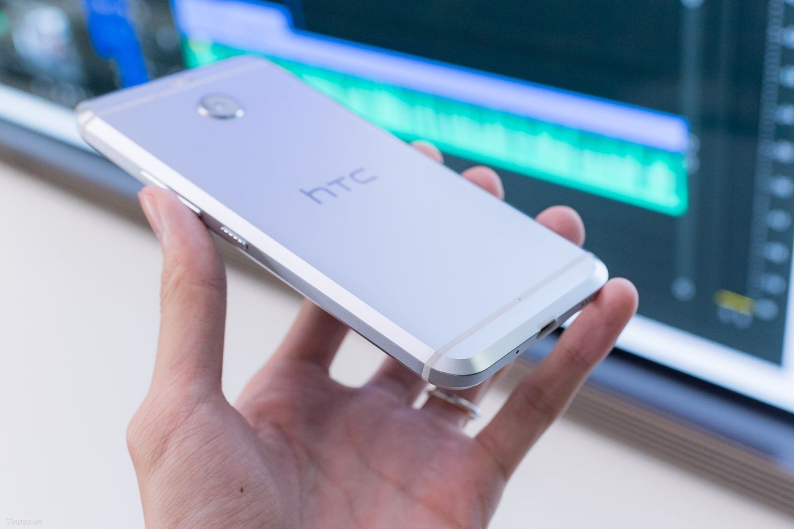 trên tay HTC 10 evo