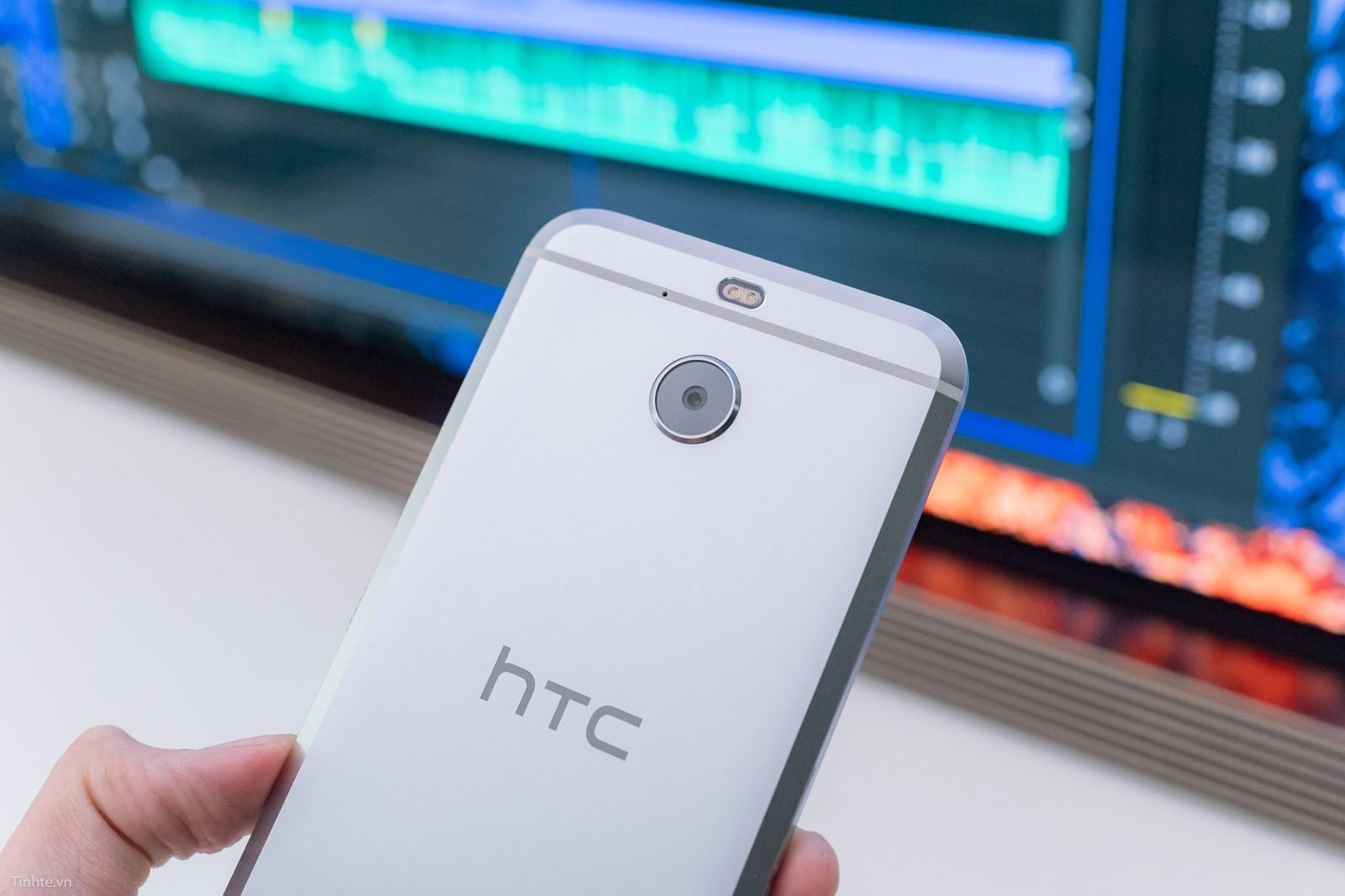 trên tay HTC 10 evo