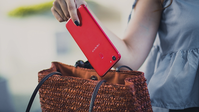 OPPO F5 đỏ