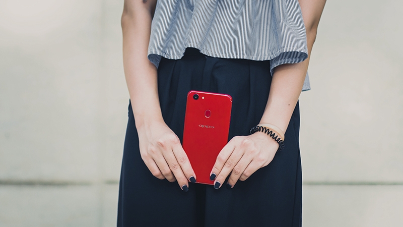 OPPO F5 đỏ