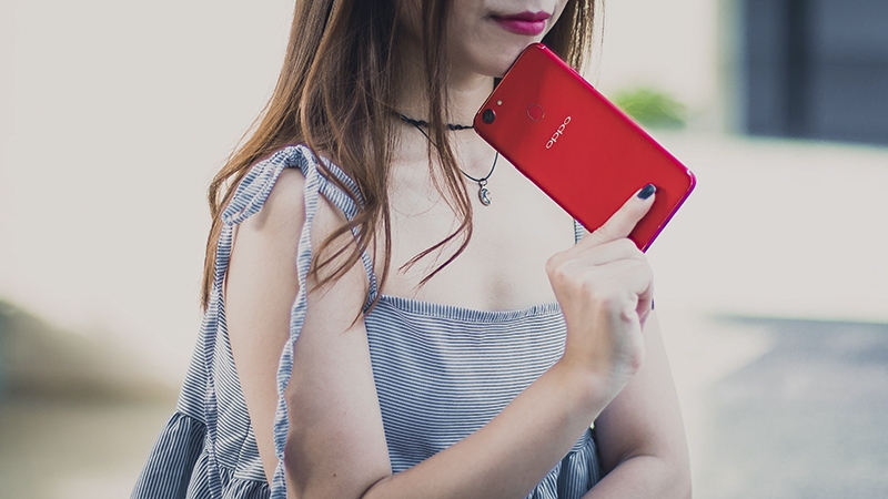 OPPO F5 đỏ