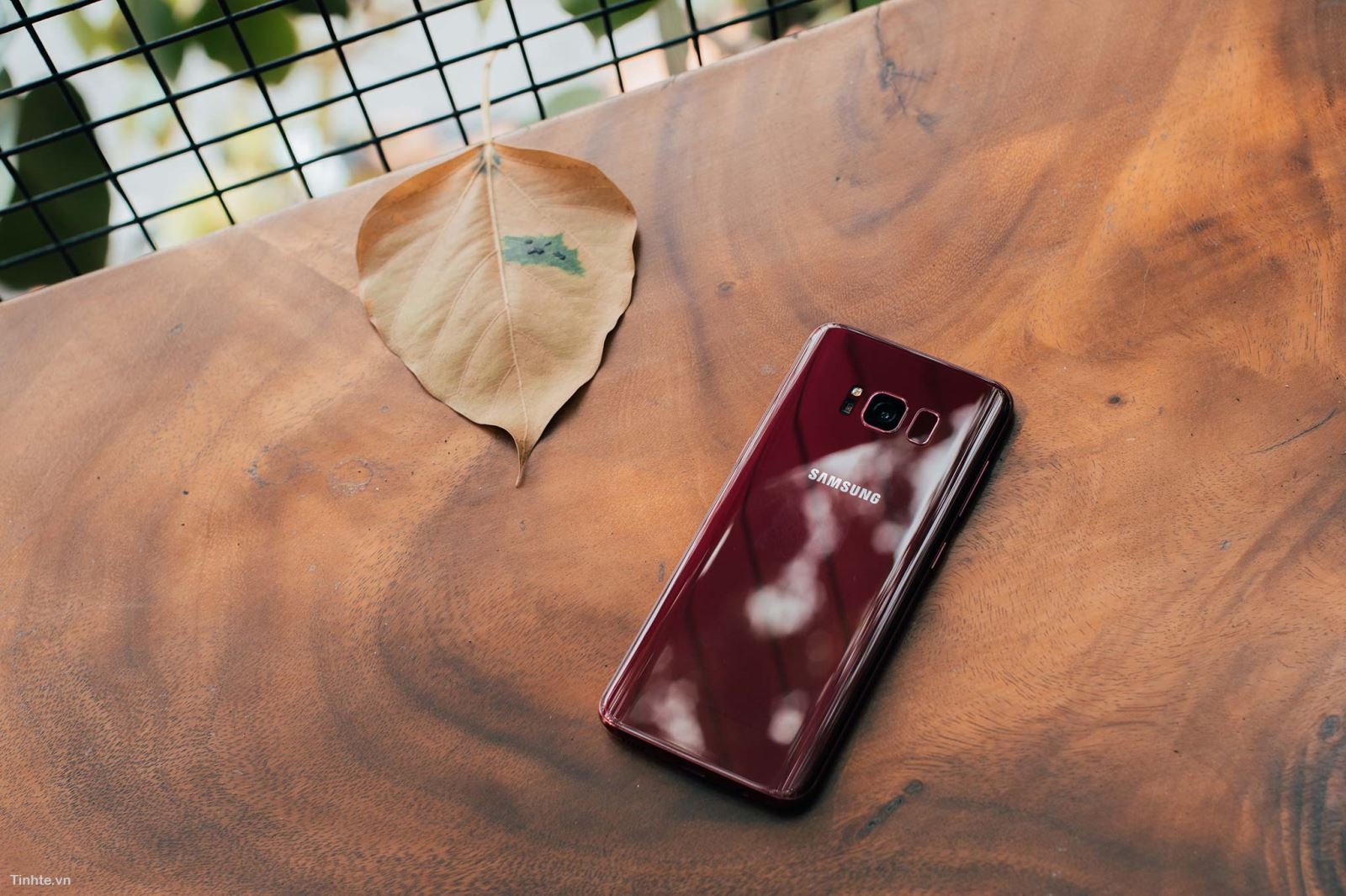 Samsung Galaxy S8 Burgundy Red