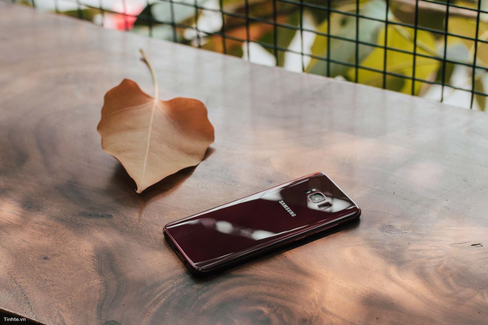 Samsung Galaxy S8 Burgundy Red