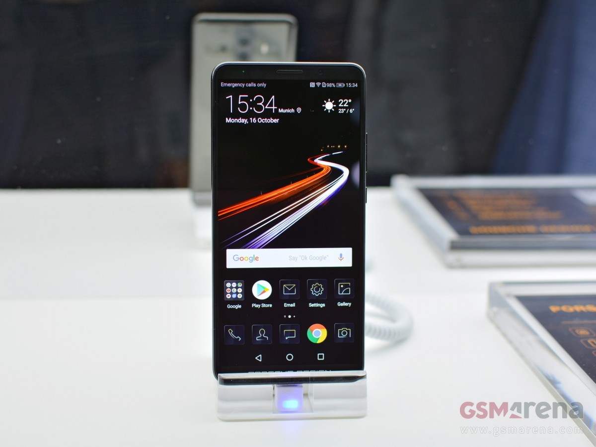 trên tay Huawei Mate 10 Porsche Design