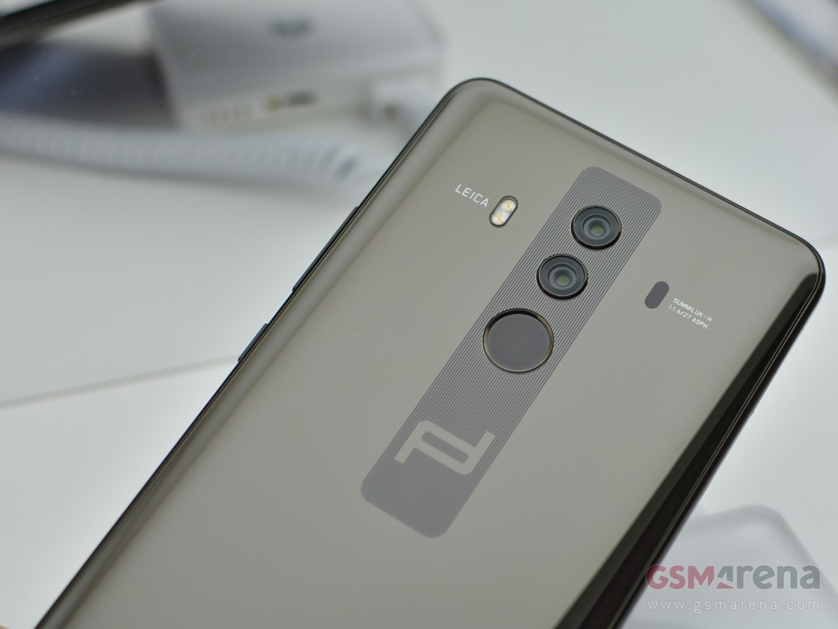 trên tay Huawei Mate 10 Porsche Design
