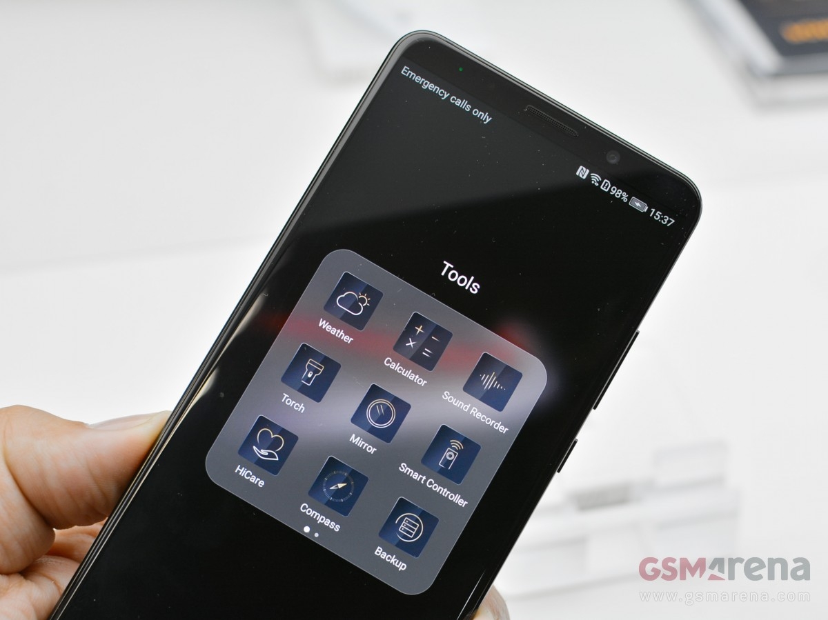 trên tay Huawei Mate 10 Porsche Design