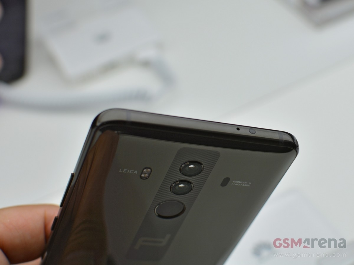 trên tay Huawei Mate 10 Porsche Design
